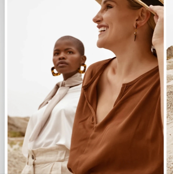 Hannah Lavery Morning Top - Picture 2 of 8